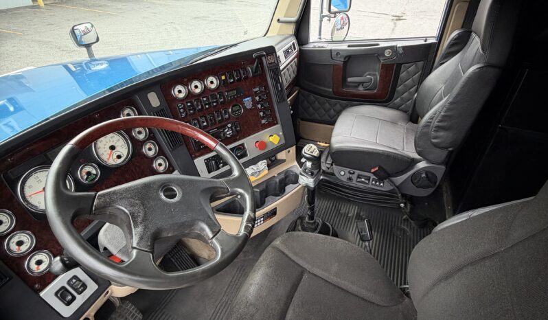 
								2017 Freightliner Coronado full									