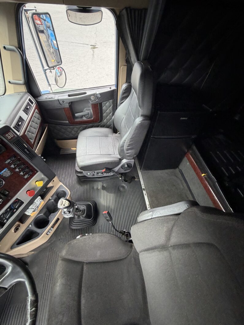 
								2017 Freightliner Coronado full									