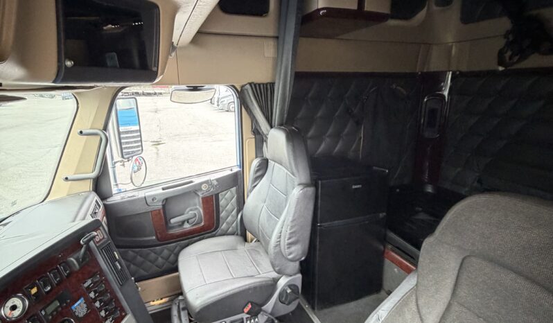 
								2017 Freightliner Coronado full									