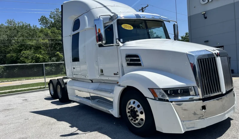 
								2018 WESTERN STAR 5700XE full									