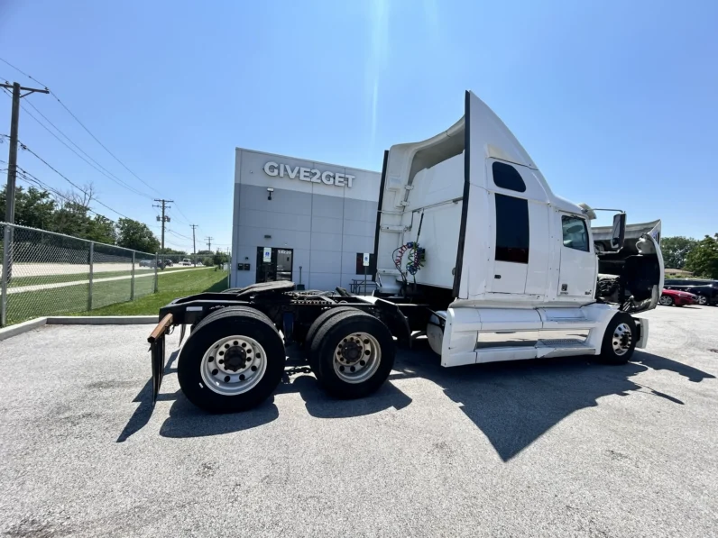 
								2018 WESTERN STAR 5700XE full									