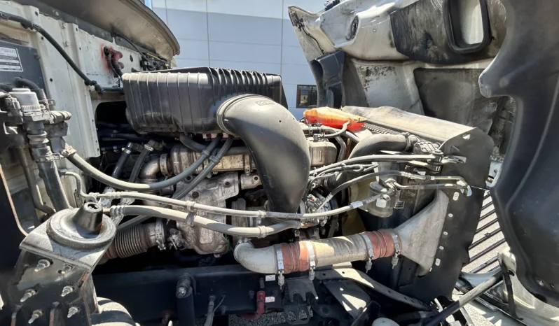 
								2018 WESTERN STAR 5700XE full									
