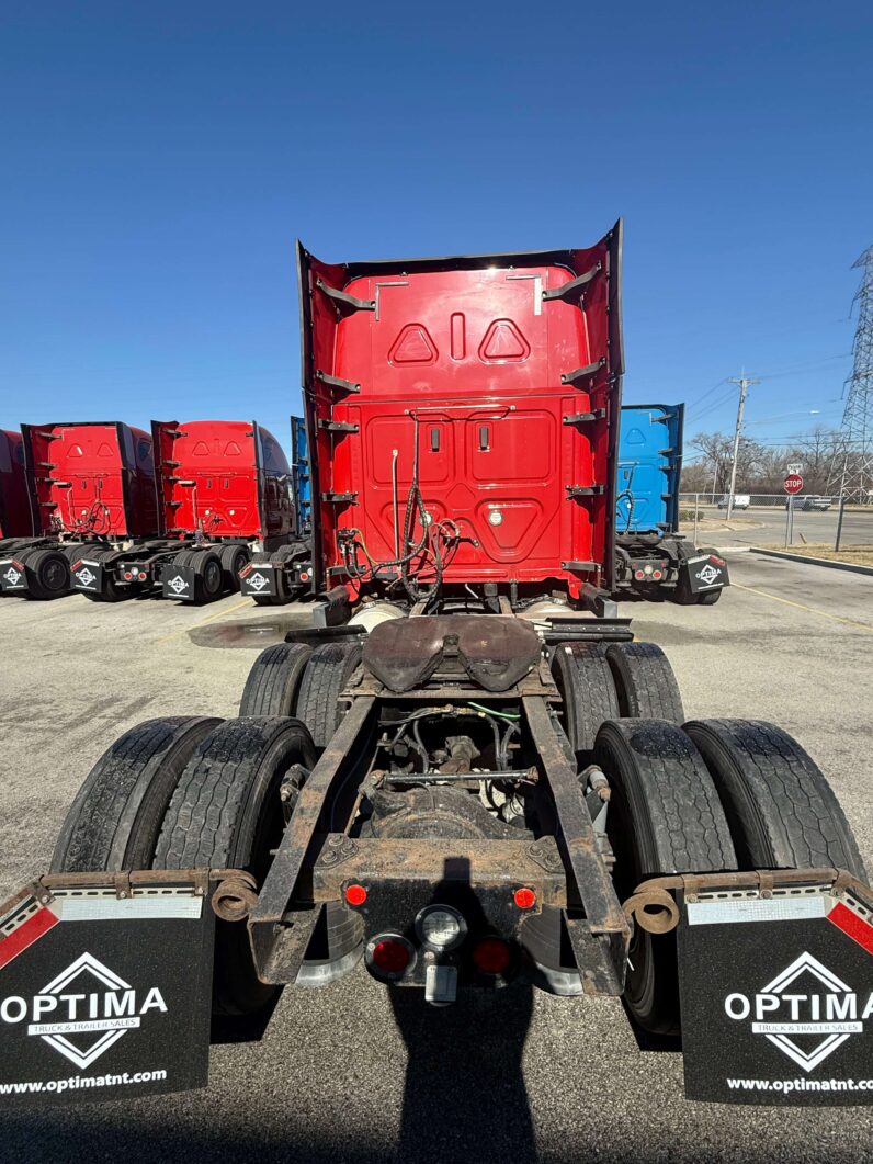 
								2019 FREIGHTLINER CASCADIA 126 full									