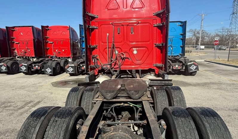 
								2019 FREIGHTLINER CASCADIA 126 full									