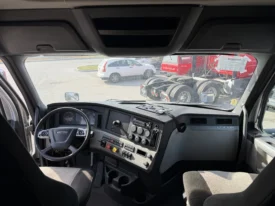 2019 Freightliner Cascadia 126