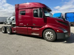 2019 VOLVO VNL740