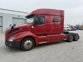 2019 VOLVO VNL740