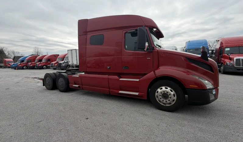 
								2019 VOLVO VNL740 full									