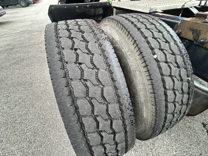 
								2020 PETERBILT 579 full									