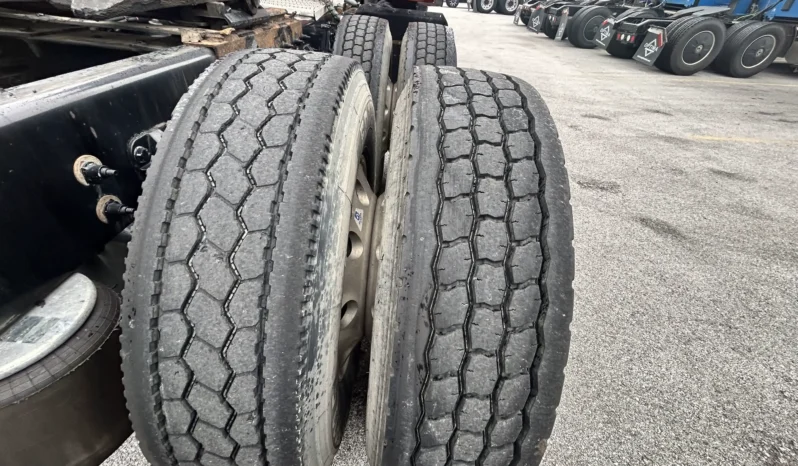 
								2020 PETERBILT 579 full									