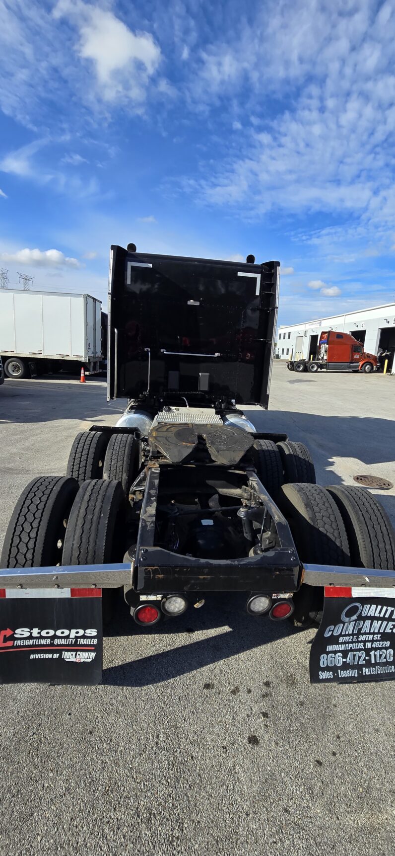 
								2022 Peterbilt 579 full									