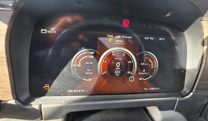 
								2022 Peterbilt 579 full									