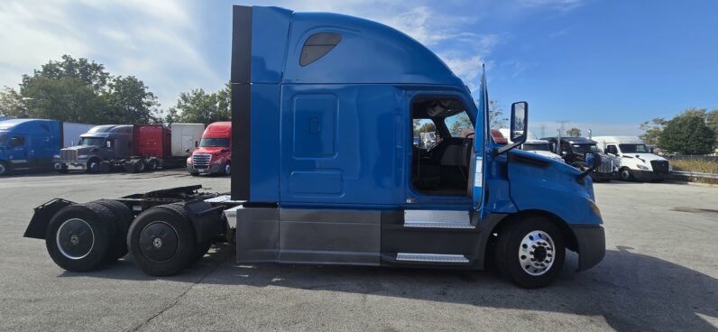 
								2019 FREIGHTLINER CASCADIA 126 full									