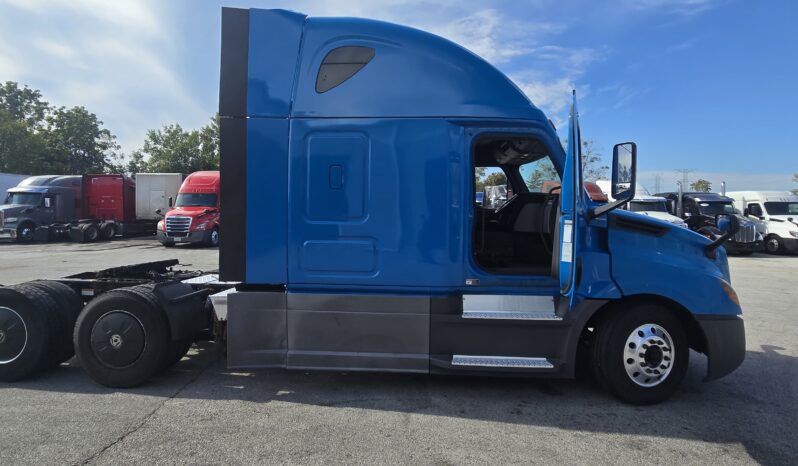 
								2019 FREIGHTLINER CASCADIA 126 full									