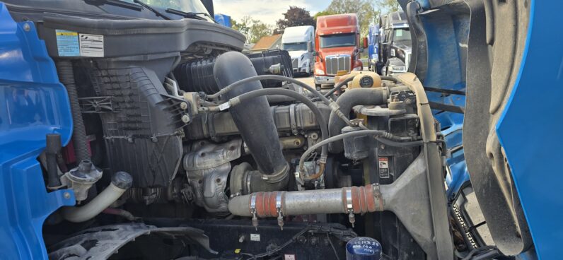 
								2019 FREIGHTLINER CASCADIA 126 full									