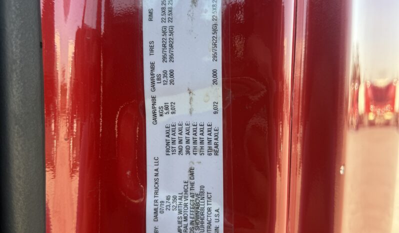
								2020 FREIGHTLINER CASCADIA 126 full									