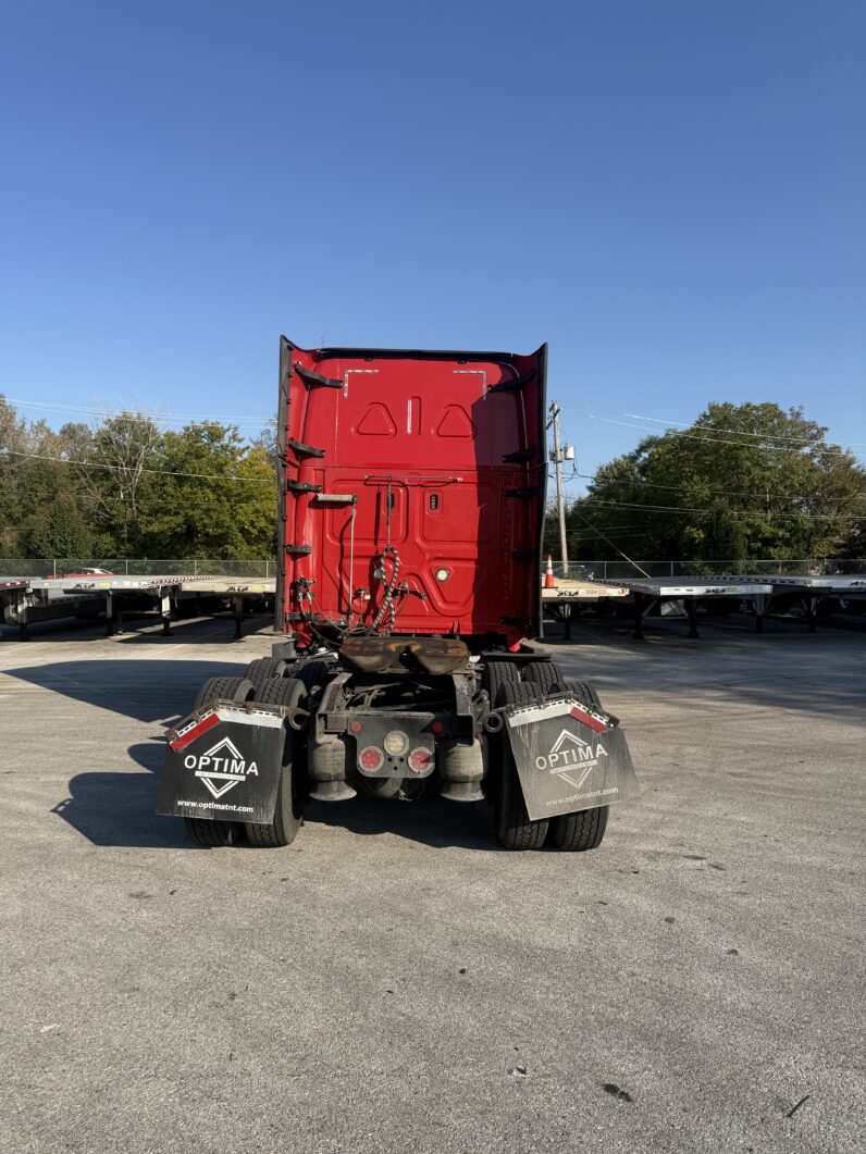
								2020 FREIGHTLINER CASCADIA 126 full									