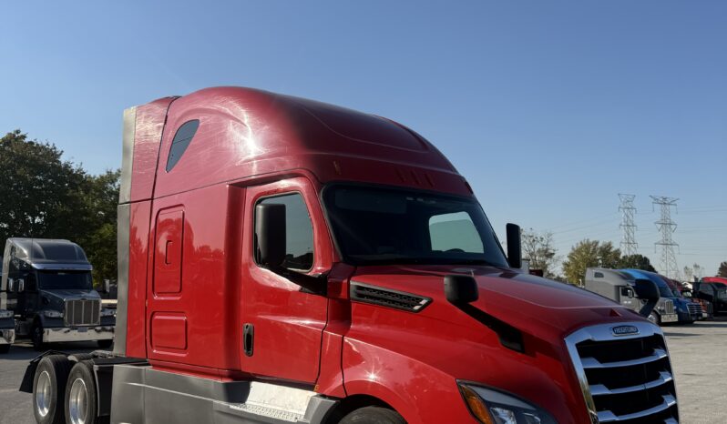 
								2020 FREIGHTLINER CASCADIA 126 full									