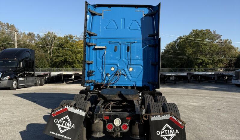 
								2020 FREIGHTLINER CASCADIA 126 full									