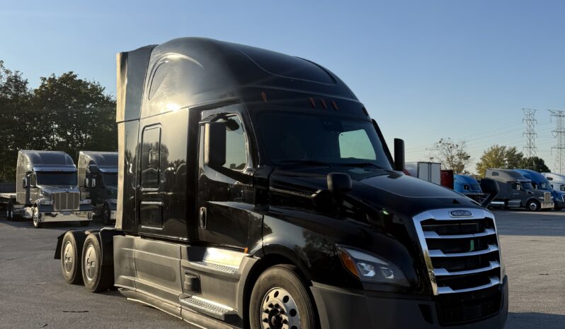 
								2020 FREIGHTLINER CASCADIA 126 full									