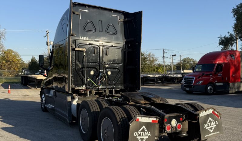 
								2020 FREIGHTLINER CASCADIA 126 full									